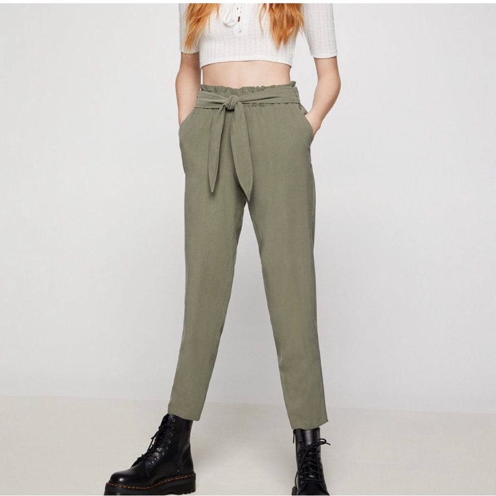 BCBGMaxazria (BLACK) Tie Front Pants